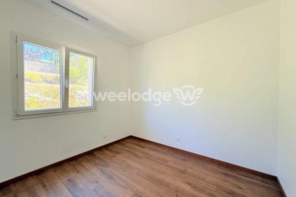 Maison à vendre 5 pièces de 105,37 m² à Tourrettes