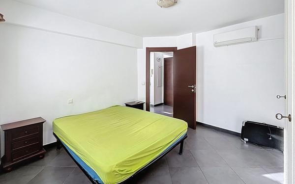 Appartement à louer    2 pièces •  Juan-les-Pins - Antibes