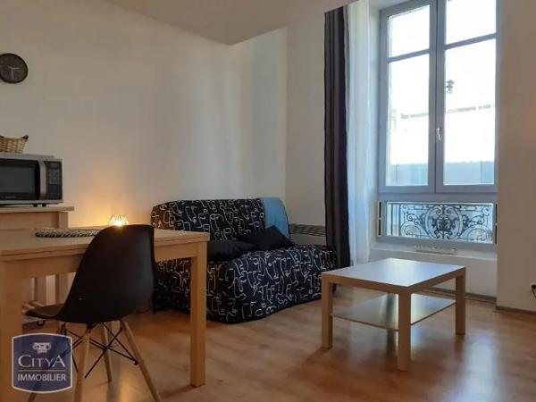 Appartement à louer 1 pièce 23.67m² Nîmes (30000)