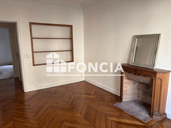 Location Appartement 3 pièces 63.71 m² - 42 RUE DAMREMONT Paris 75018