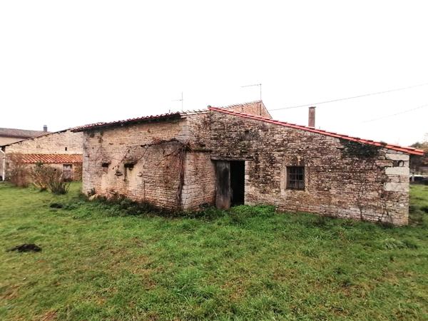 ANCIEN CORPS DE FERME A RENOVER