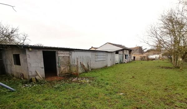 ANCIEN CORPS DE FERME A RENOVER