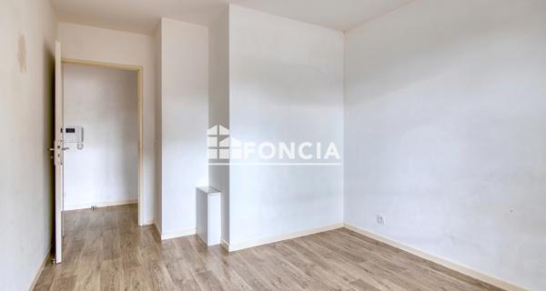 À vendre Appartement 2 pièces 38.5 m² - ÉRagny 95610