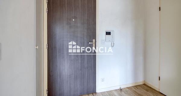 À vendre Appartement 2 pièces 38.5 m² - ÉRagny 95610