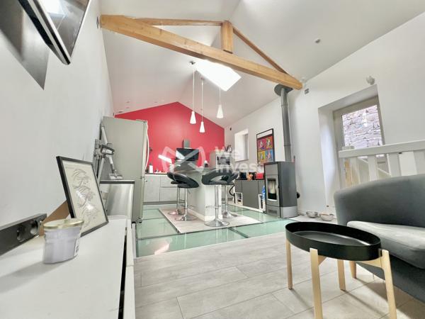 Maison de ville de type 3 avec garage, terrasse et jardinet