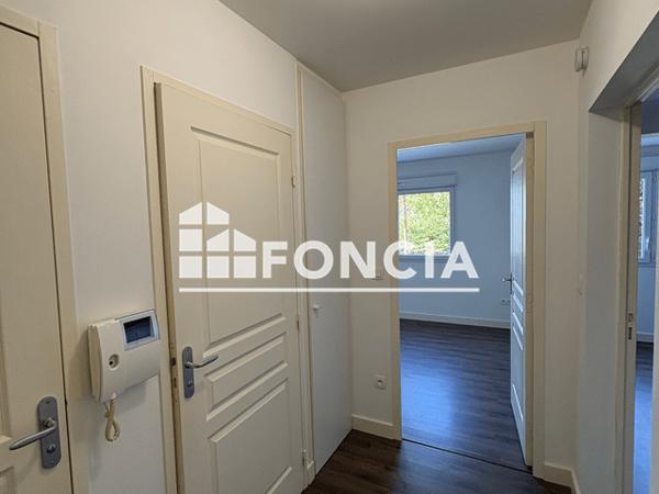 Location Appartement 2 pièces 44.24 m² - 70 RUE DES ARTILLEURS Angers 49000