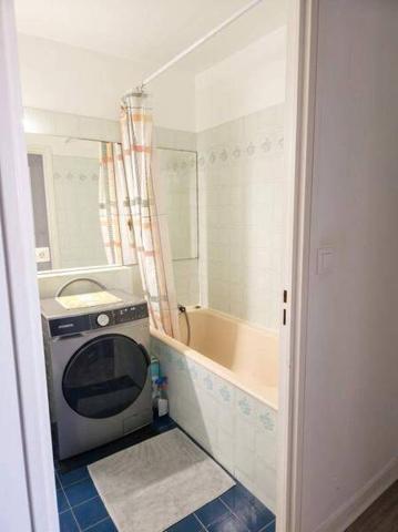 Appartement 2 pièces                                        - 44000 Nantes - ILE DE VERSAILLES Réf : 12075