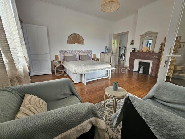 Maison d hote de 265 m²