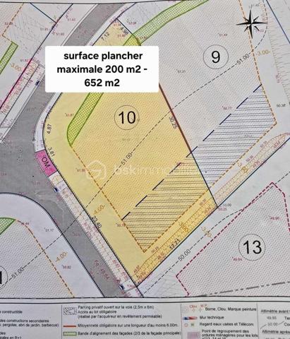 Terrain de 652 m²