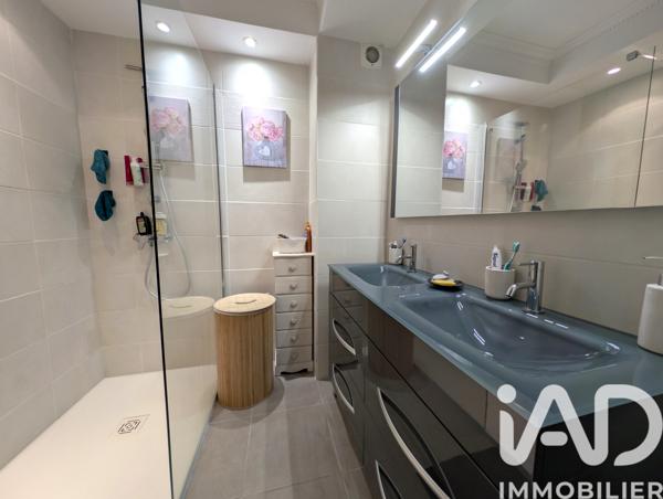 Appartement à vendre 3 pièces 64 m² Cogolin