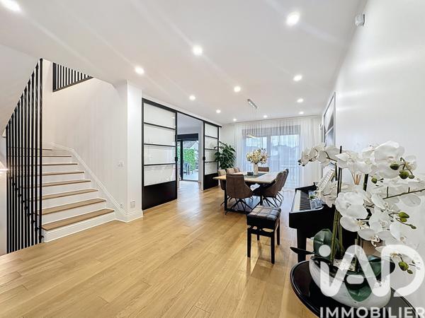 Maison à vendre 12 pièces 282 m² Les Pavillons-sous-Bois