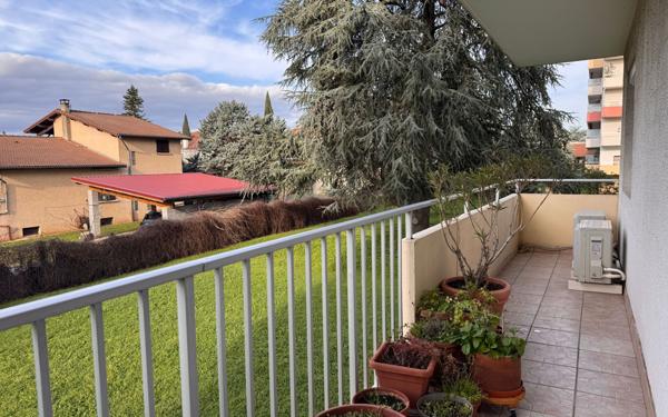 Appartement à vendre    4 pièces • 104 m2 Romans-sur-Isère