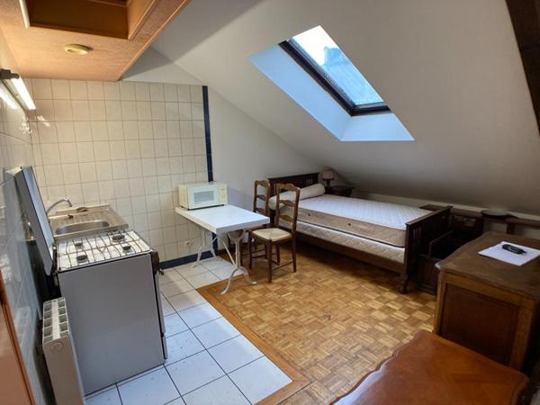 Immeuble Montval Sur Loir 72500 - 5 studios en plein centre ville