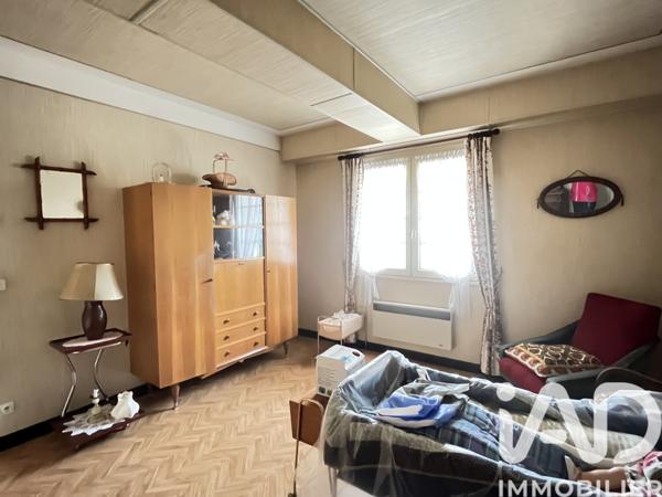 Maison à vendre 7 pièces 175 m² Saint-Savin