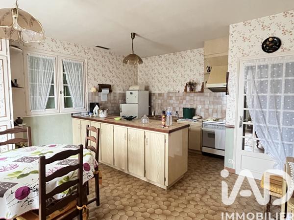 Maison à vendre 7 pièces 175 m² Saint-Savin