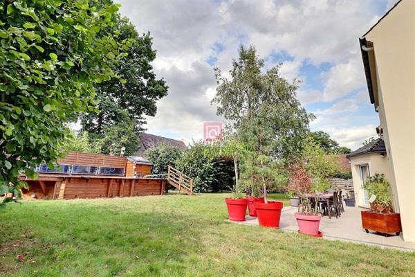 Maison Sainte-Geneviève-des-Bois 10 pièces 250 m2