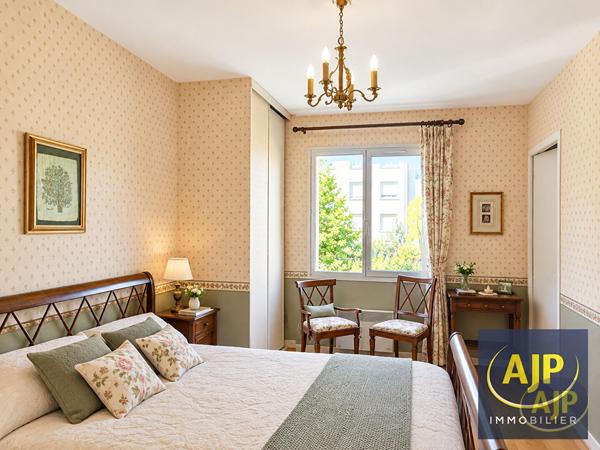 Appartement à vendre Nantes - 5 pièces, 100m² avec 3 chambre(s) à 324 260€ - AJP Immobilier Nantes Rond-Point de Rennes