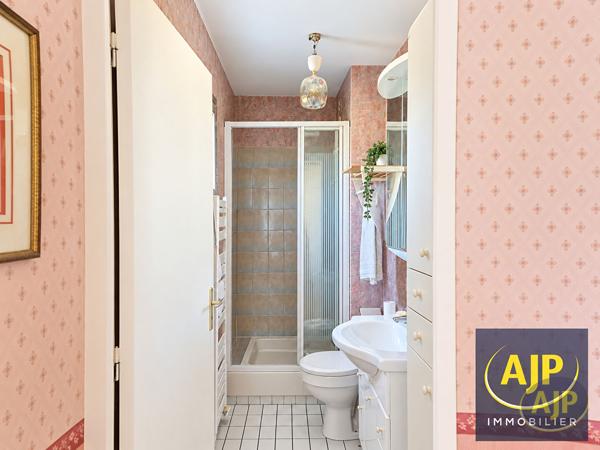 Appartement à vendre Nantes - 5 pièces, 100m² avec 3 chambre(s) à 324 260€ - AJP Immobilier Nantes Rond-Point de Rennes