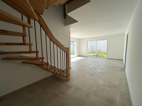 MAISON à SAINT PALAIS SUR MER