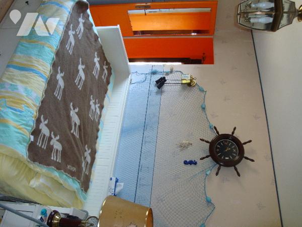 MARCILLAC VALLON : villa T4, 100 m2 sur un terrain de 500 m2.  Proche commodités.