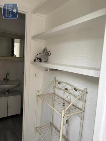 Appartement à louer 1 pièce 14.44m² Poitiers (86000)