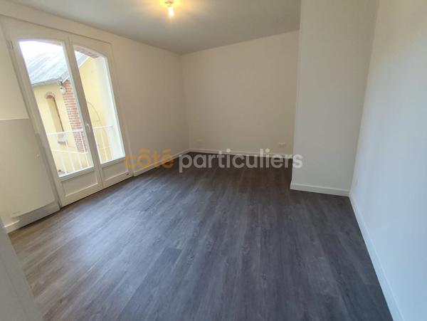 Location
                Appartement130 m² - 5 Pièces -
                    SAINT PIERRE EN AUGE (14170)
