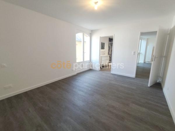 Location
                Appartement130 m² - 5 Pièces -
                    SAINT PIERRE EN AUGE (14170)