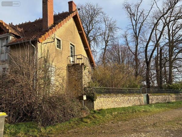 Maison de maître à vendre à Augy-sur-Aubois dans le Cher (18600), ref : 18022/786