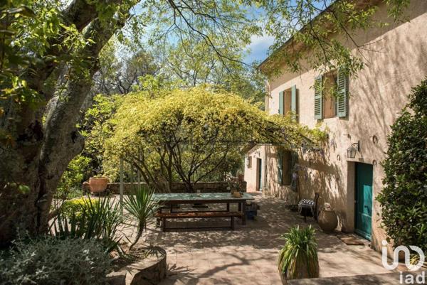 Maison à vendre 7 pièces 220 m² Lorgues