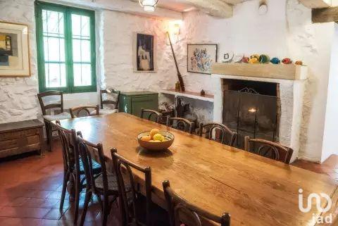 Maison à vendre 7 pièces 220 m² Lorgues