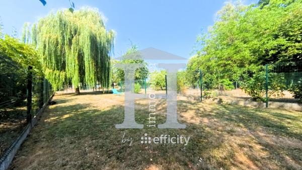 Maison
         5 pièces
        - 114 m² Exclusivité 215 000 € *