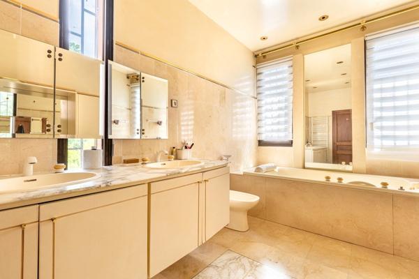 Vente Maison de luxe Mérignac 7 Pièces 300 m²