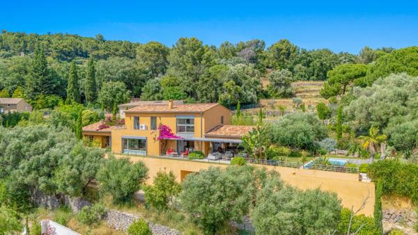 Vente Maison de luxe Ollioules 6 Pièces 225 m²
