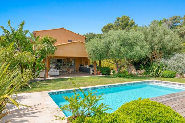 Vente Maison de luxe Ollioules 6 Pièces 225 m²