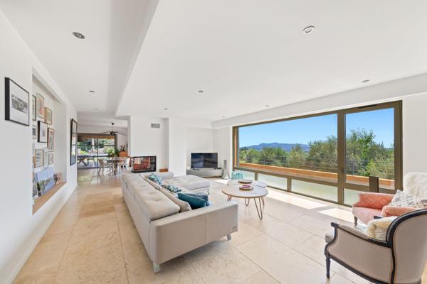 Vente Maison de luxe Ollioules 6 Pièces 225 m²
