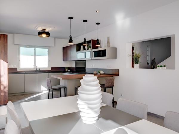 Vente Villa de luxe Antibes 5 Pièces 150 m²