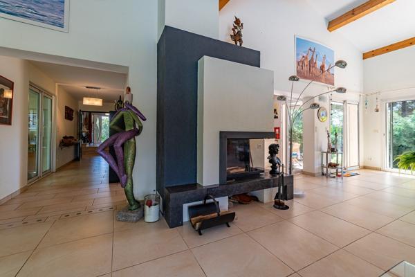 Vente Maison de luxe Agde 8 Pièces 326 m²