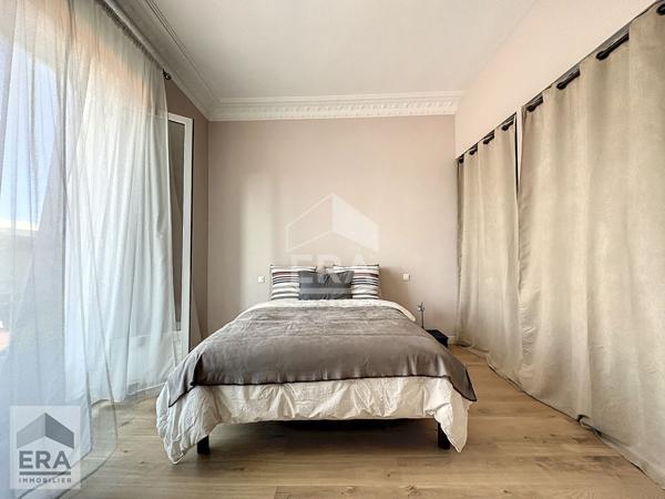 A vendre Marseille 13013 Immeuble  T4 cour privative + 2 Type 2 loués, rentabilité locative