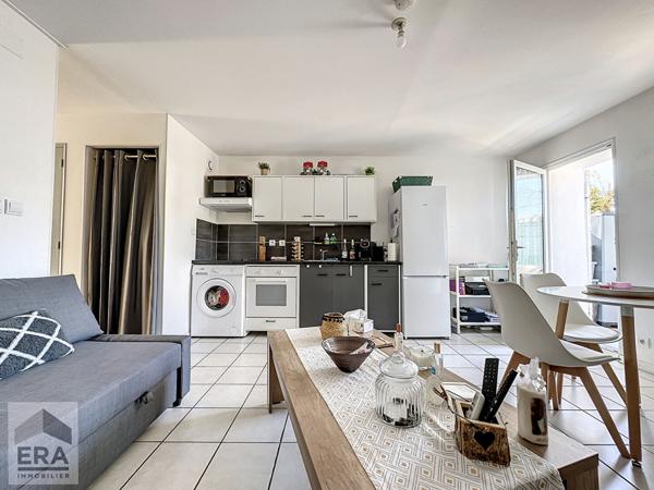 A vendre Marseille 13013 Immeuble  T4 cour privative + 2 Type 2 loués, rentabilité locative