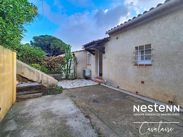 Mazet provençal situé dans un environnement calme et arboré à Cavalaire