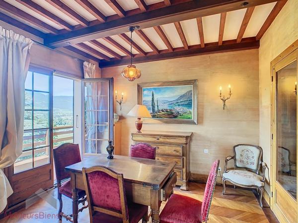 Chignin-Appartement de 161 m2 Carrez vue magnifique sur le Granier