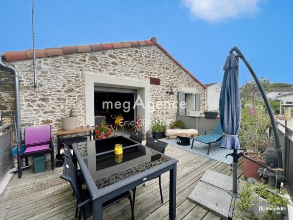Maison à TALMONT-SAINT-HILAIRE, 85440 - 6 pièces 177m²