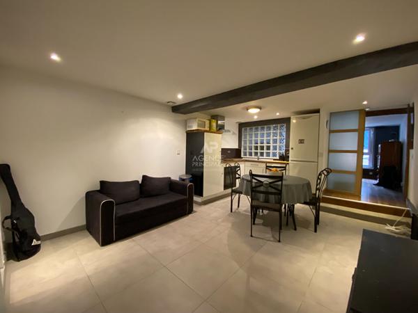 Appartement Pontoise 2 pièce(s) 37.28 m2 Loyer 780 €/mois charges comprises **  - Référence  MG11290