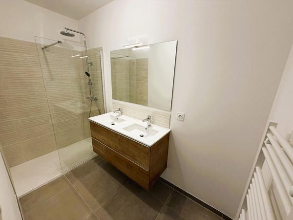 Maison Nimes 4 pièce(s) 92.03 m2