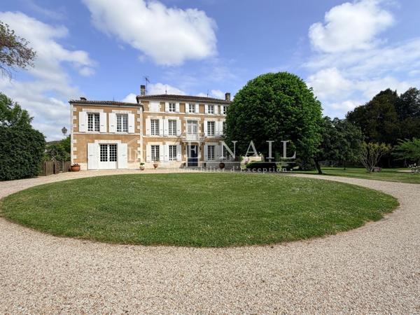 Belle demeure du XIXe siècle dans la petite Toscane Charentaise