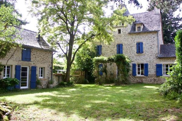 Maison à vendre |  Vaureilles |  12 pièces | 222 m²