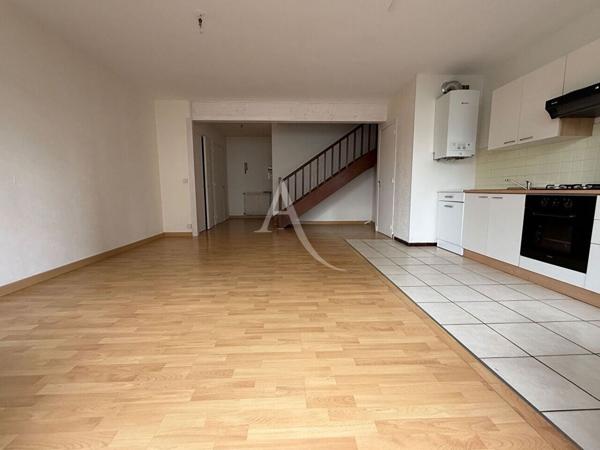 Centre ville Appartement T2 duplex et 2 balcons