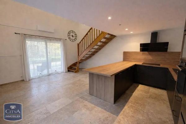 Maison à louer 3 pièces 65m²