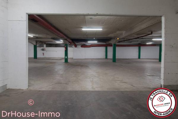 Loft / Atelier à louer 1 pièce de 1 609 m²