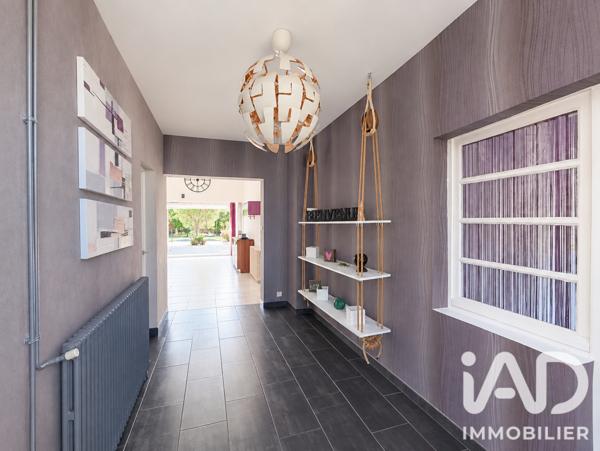 Maison à vendre 5 pièces 209 m² Châteaubernard